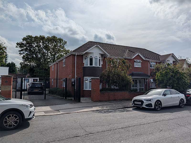 Sandyhill-Court-building