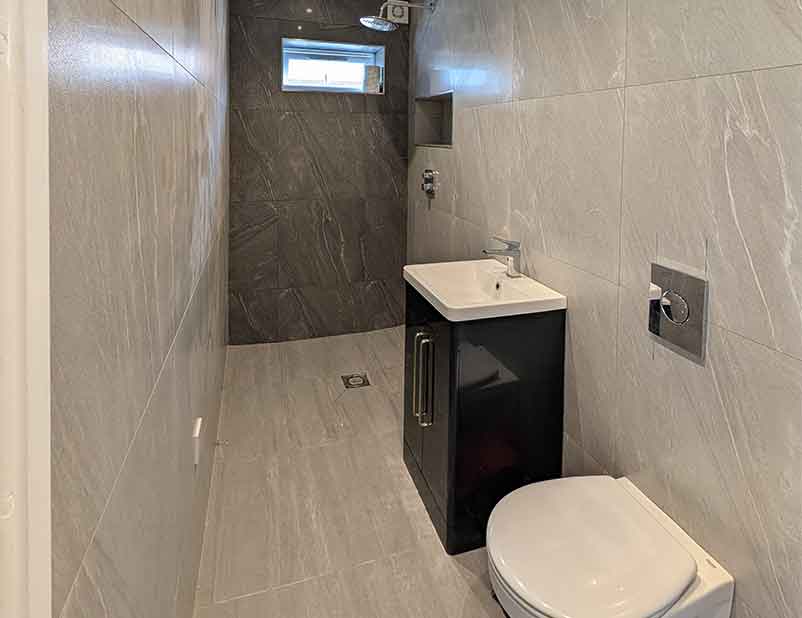 72-Sandy-hill-bathroom